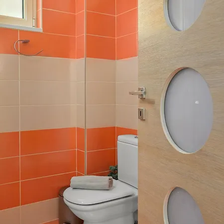 Verkon Seaview Senses Villa *